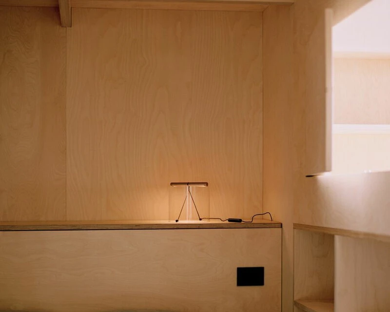 Flos To-tie T1 Pöytävalaisin, Alumiini - Image 3